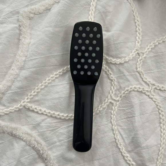 Solaris Labs LED hair brush - Picture 2 of 3
